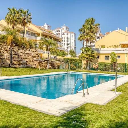 Hanami Puerto Alto Pa 1-2 * Estepona