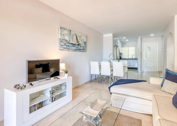 Hanami Puerto Alto Pa 1-2 Apartment Estepona